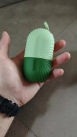 Color: Green