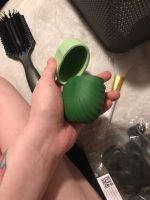 Color: Green
